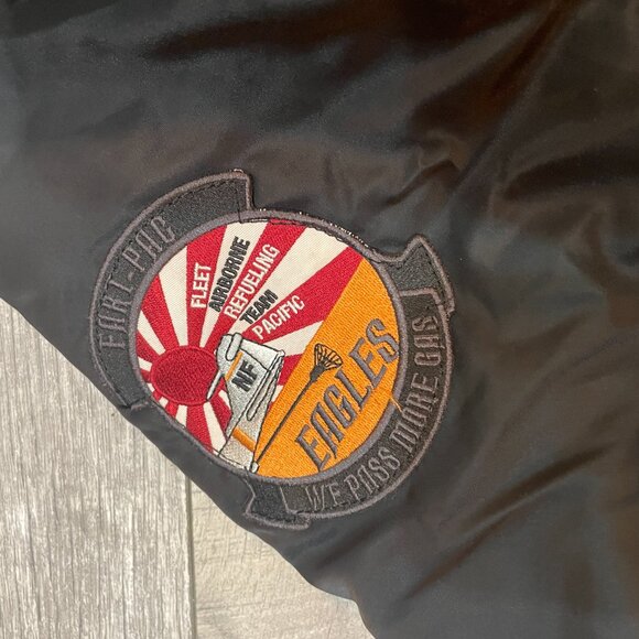 ALPHA INDUSTRIES CWU-45 Style Insulated Bomber Jacket Men Size XL Black - Picture 3 of 8